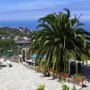 https://casa-palo-pique.in-canary-islands.com